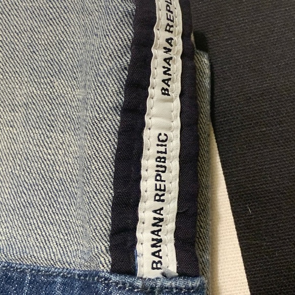 💥🔥Banana Republic cropped/cuffed jeans 🔥💥 - Picture 3 of 6